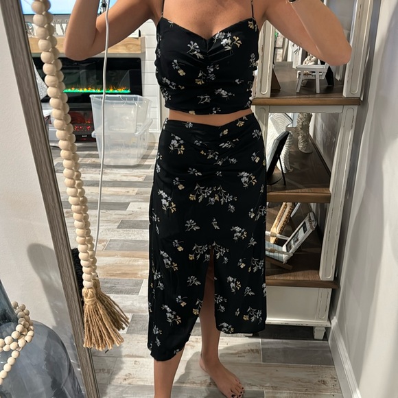 Abercrombie 2 piece skirt set size medium - Picture 1 of 2